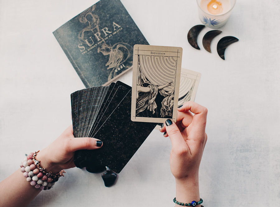 Supra: The Hidden Path of an Oracle Deck